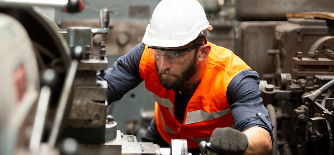 alt="HR support for Manufacturing and Engineering"